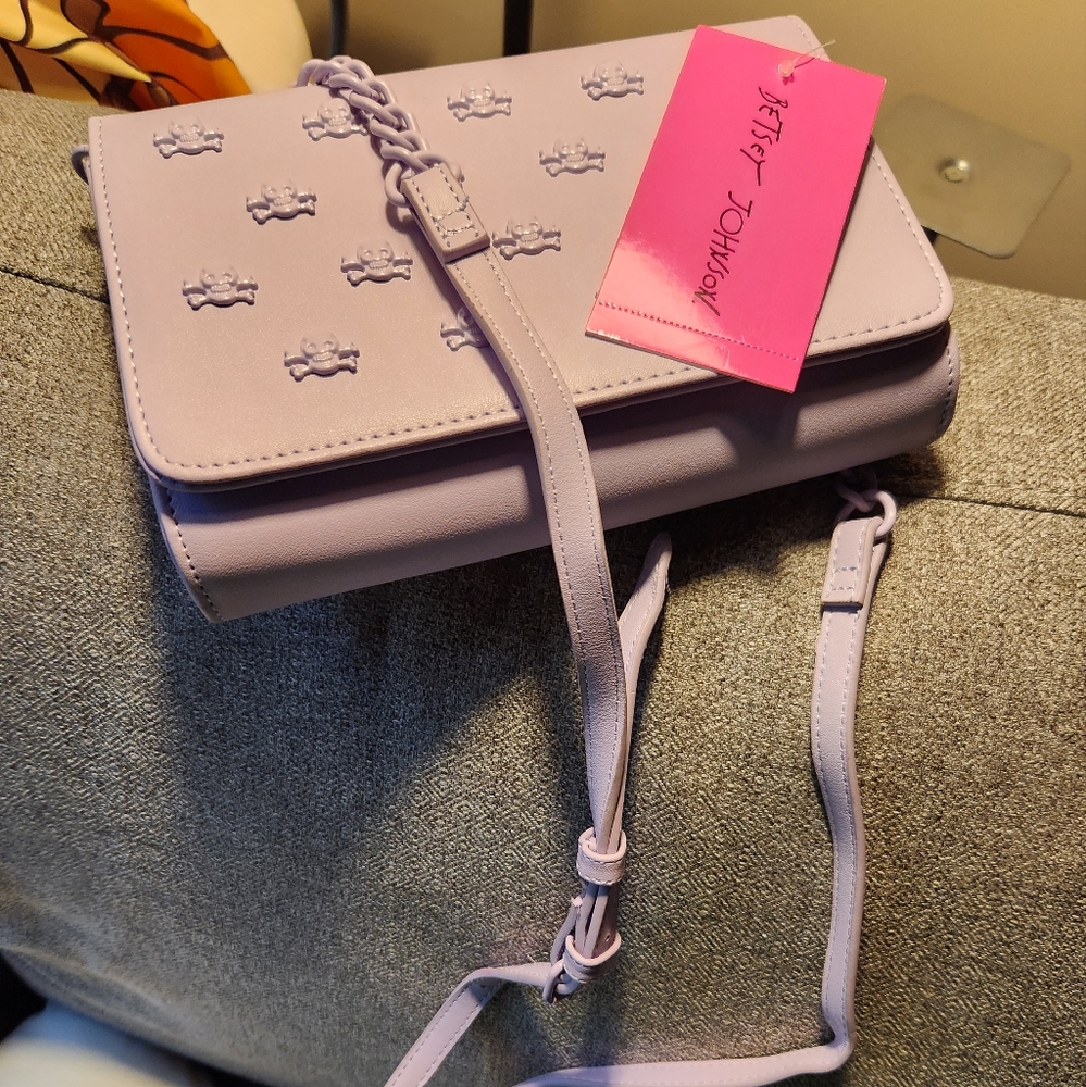 Betsey Johnson Crossbody Bag, Adorned With Skulls In Lavender